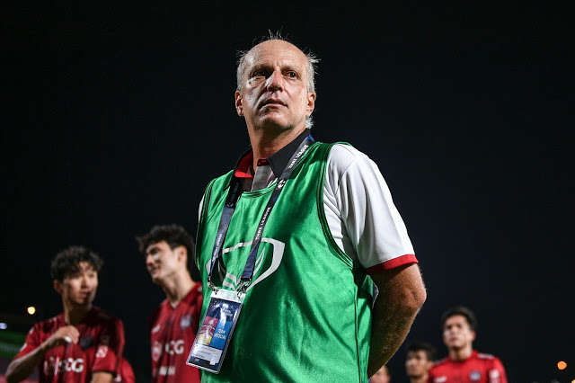 เว็บบอลไม่ผ่านเอเยนต์