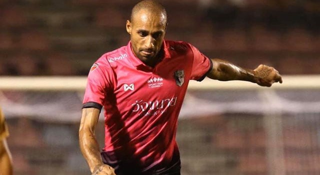 แทงบอลโปรโมชั่น100